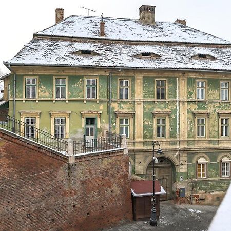 Apartment Bridge Queen Sibiu Buitenkant foto
